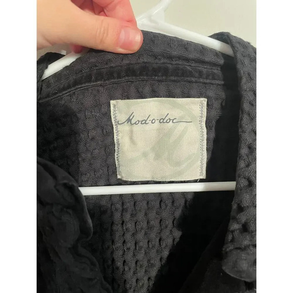 Mod-o-doc Black Waffle Knit and Velvet Casual Lightweight Jacket - Picture 9 of 10